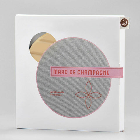 Round whiteness - Marc de Champagne